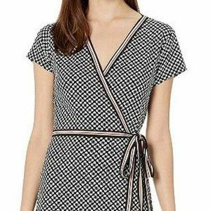 Lark & Ro Women's Short Sleeve Wrap Dress  XL fits like a large.